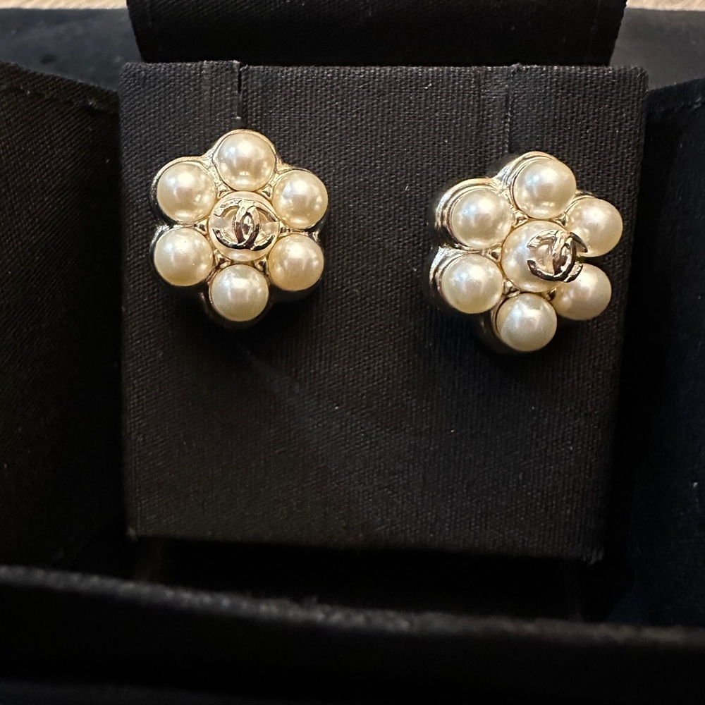 2015 Fall/Winter collection Chanel Earings